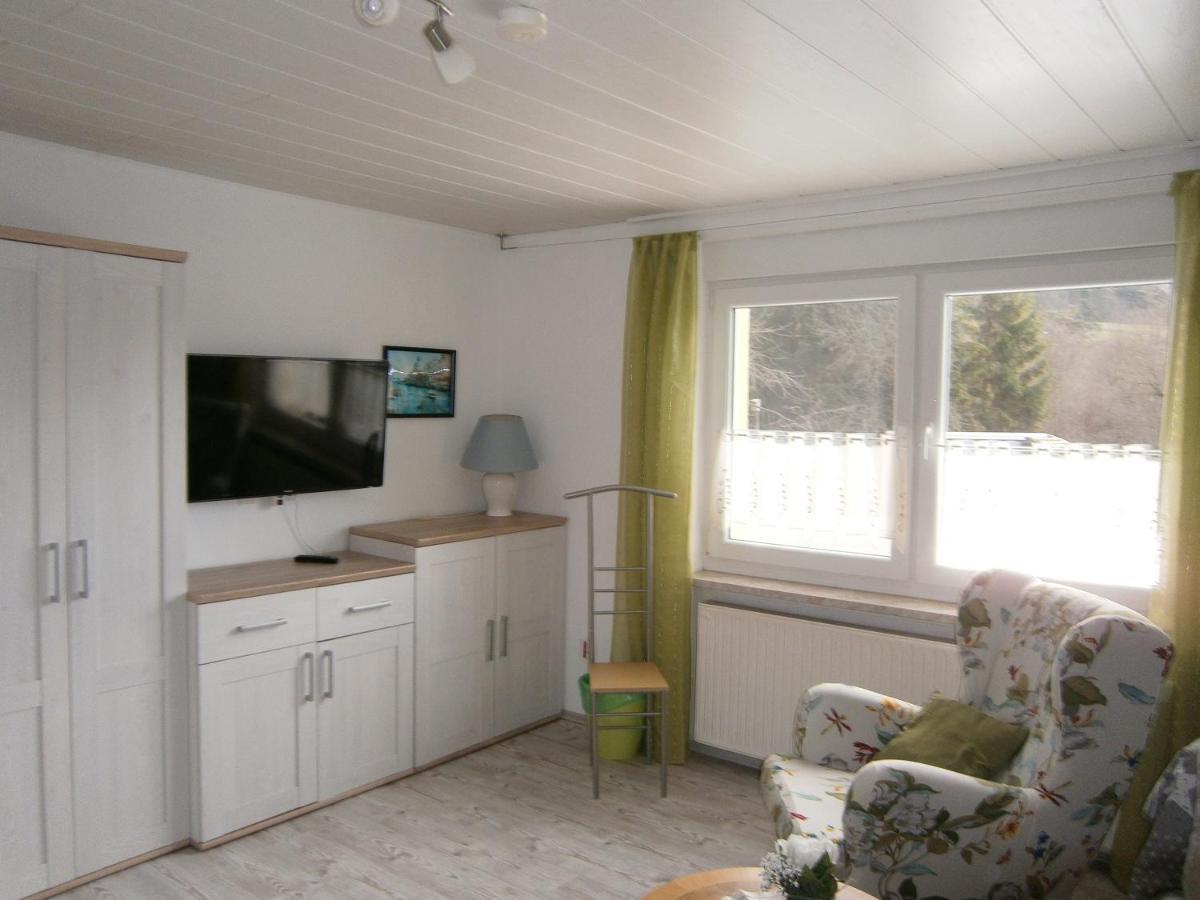 Der Fruehe Vogel Appartement Plaue  Buitenkant foto